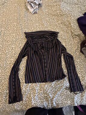 Express Striped Lace-Up Sleeve Blouse — M